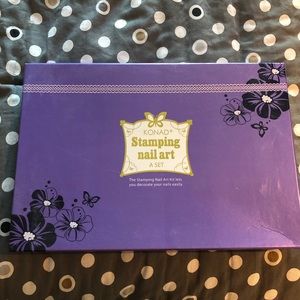 Konad Nail Art Kit
